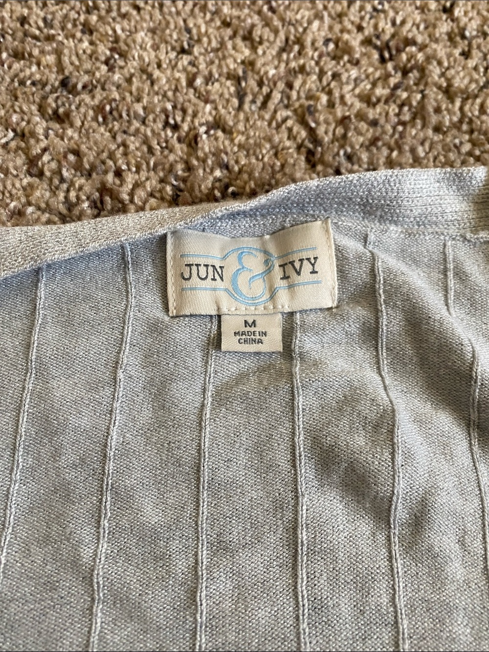 Cardigans - Picture 3 of 5